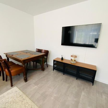 Sehr Schoenes Haus Mit Terasse Naehe Duesseldorf Apartment Крефелд Екстериор снимка